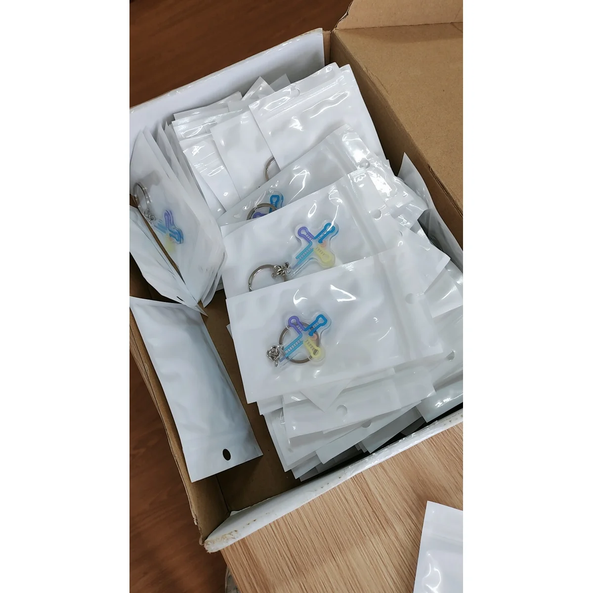 Clean packaging and hang tag product photo